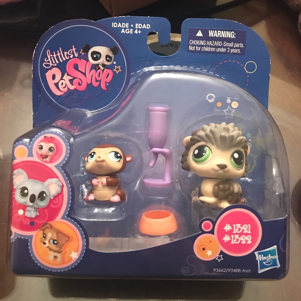 NIB Littlest Pet Shop LPS 1321 1322